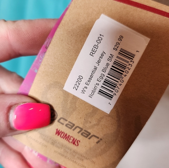 NWT Canari Women's Essential Cycling Jersey.  Robbins egg blue. Size small. - Picture 4 of 16